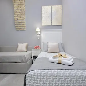 Roman Holiday Suites , Rome Italy